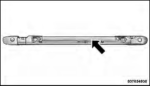 Crossbar Stowed In Side Rail