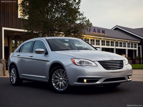 Chrysler 200